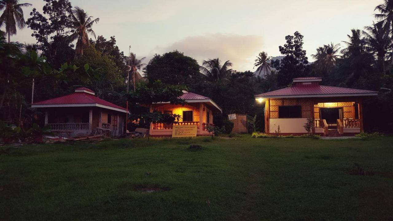 Paco'S Garden Home Stay Mambajao Dış mekan fotoğraf