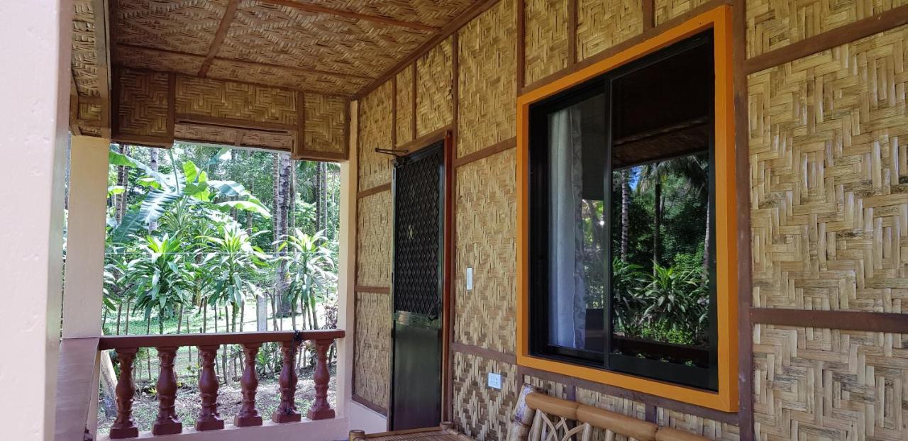 Paco'S Garden Home Stay Mambajao Dış mekan fotoğraf