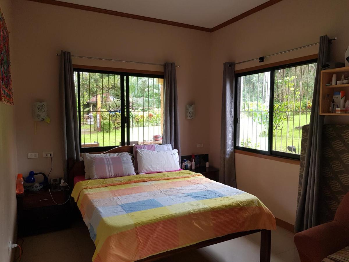 Paco'S Garden Home Stay Mambajao Dış mekan fotoğraf