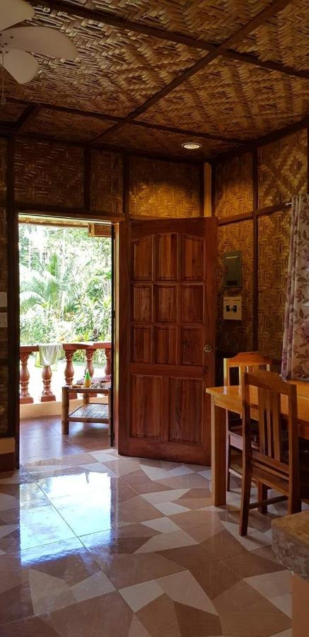 Paco'S Garden Home Stay Mambajao Dış mekan fotoğraf